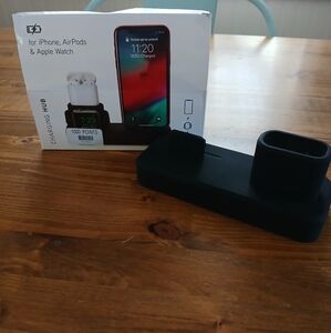 3-in-1 Anti-Slip Silicone Charging Stand for iPhone, Apple Watch, and AirPods